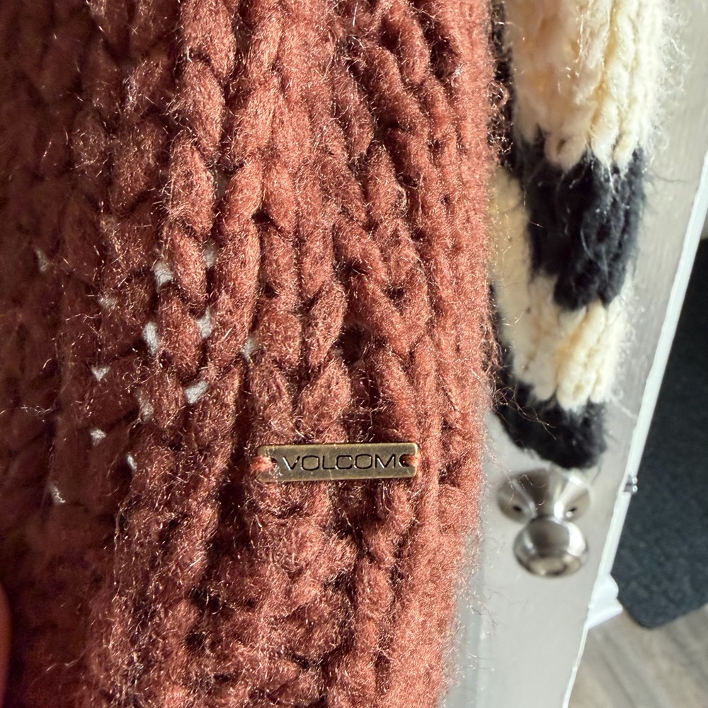 Volcom Striped Sweater - Picture 4 of 5